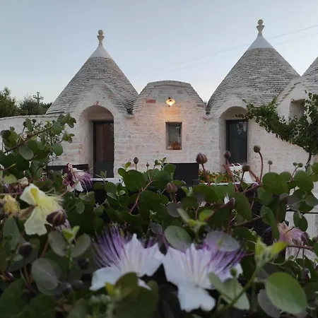 Trulli Giannina Relax & Casa rural