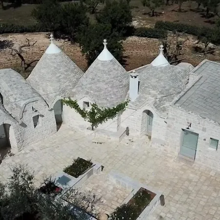 Trulli Giannina Relax & Casa rural *